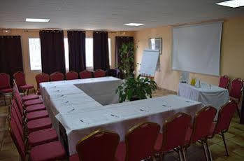 Confort Hôtel Montgeron Exterior foto